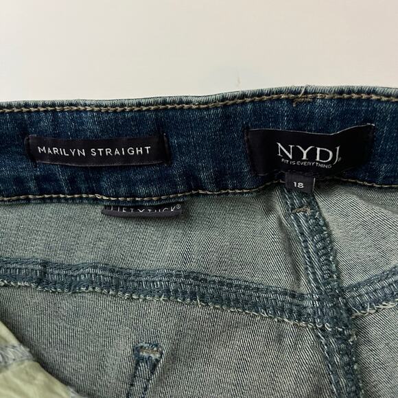 NYDJ Marilyn Straight Lift & Tuck Blue Denim Jeans | Women's Size 18 (NWT) - Picture 3 of 12